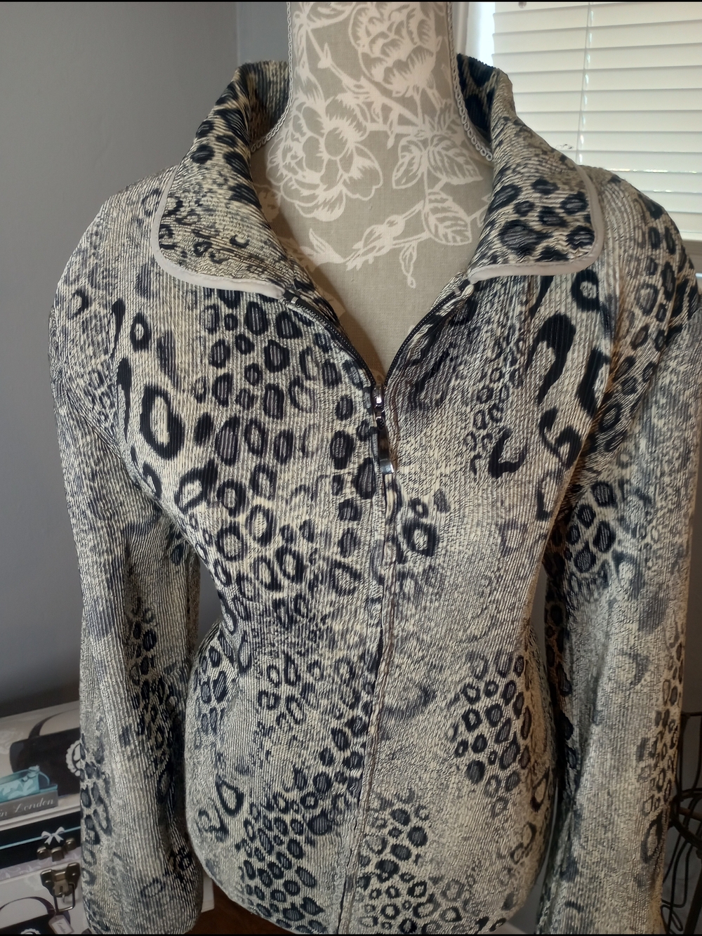 Leopard-Print Zip Bomber Jacket - Black/Beige